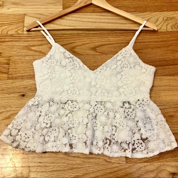 Guess Lace Peplum Crop Top - Picture 1 of 2